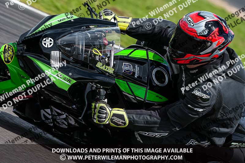 donington no limits trackday;donington park photographs;donington trackday photographs;estoril;event digital images;motorbikes;no limits;no limits trackdays;peter wileman photography;portugal;trackday;trackday digital images;trackday photos